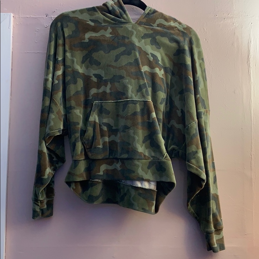 American Eagle camouflage plush hoodie